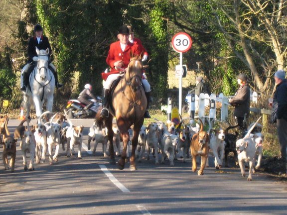 Hambledon-Hunt-at-Meonstoke-01.01.2009-2